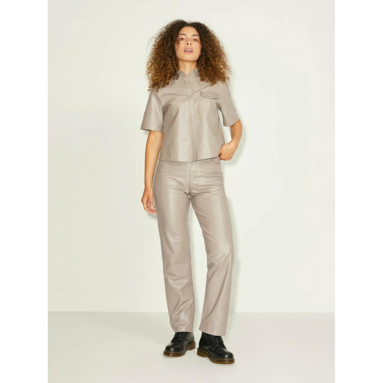 Leren Broek Met Rechte Pijpen Voor Dames JJXX Grace 5 Leren Broek Met Rechte Pijpen Voor Dames JJXX Grace - Afbeelding 3