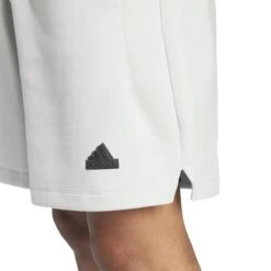 Korte Adidas Z.N.E. Premium -Moss Kopenhagen-winkel adidas iq3678 6 apparel on model detail view 1 white