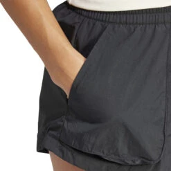 Cargo Damesshorts Voor De Zomer Adidas City Espace 13 Cargo Damesshorts Voor De Zomer Adidas City Espace -Moss Kopenhagen-winkel adidas iq4822 7 apparel on model detail view 2 white