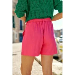 LA PETITE ETOILE Damesshort La Petite Étoile Amelya -Moss Kopenhagen-winkel amelya fushia short p3