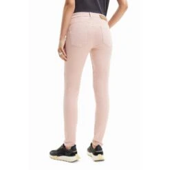 Damesjeans Desigual Martinika -Moss Kopenhagen-winkel desigual 24swdd75 3021 1