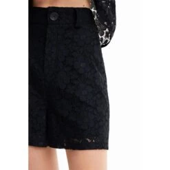 Damesshort Desigual Lace -Moss Kopenhagen-winkel desigual 24swpw21 2000 4