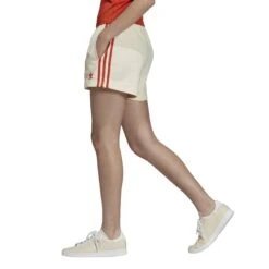 Adidas Originals Dames Shorts Adidas 32 Adidas Originals Dames Shorts Adidas -Moss Kopenhagen-winkel du9854 app on model side white