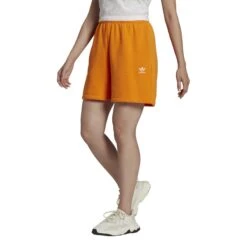 Dames Shorts Adidas Originals Adicolor Essentials French Terry -Moss Kopenhagen-winkel hc0627 app on model standard white 1645110720