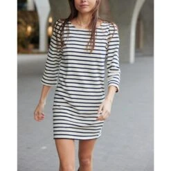 LA PETITE ETOILE Damesjurk La Petite Étoile Marita -Moss Kopenhagen-winkel la petite etoile marita ecru marine ecru marine 2