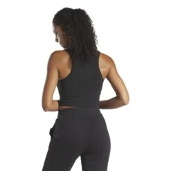 Dames Crop Top Reebok Classics -Moss Kopenhagen-winkel reebok ht7863 3 apparel on model back view white