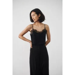 Nachtpon Van Een Vrouw Soaked In Luxury Clara -Moss Kopenhagen-winkel soaked in luxury 30403547 40050 5