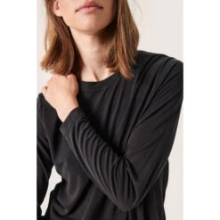 Dames-T-shirt Met Lange Mouwen Soaked In Luxury Columbine -Moss Kopenhagen-winkel soaked in luxury 30406290 40050 05