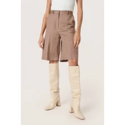 Damesshort Soaked In Luxury Kimina -Moss Kopenhagen-winkel soaked in luxury 30406730 171409 5