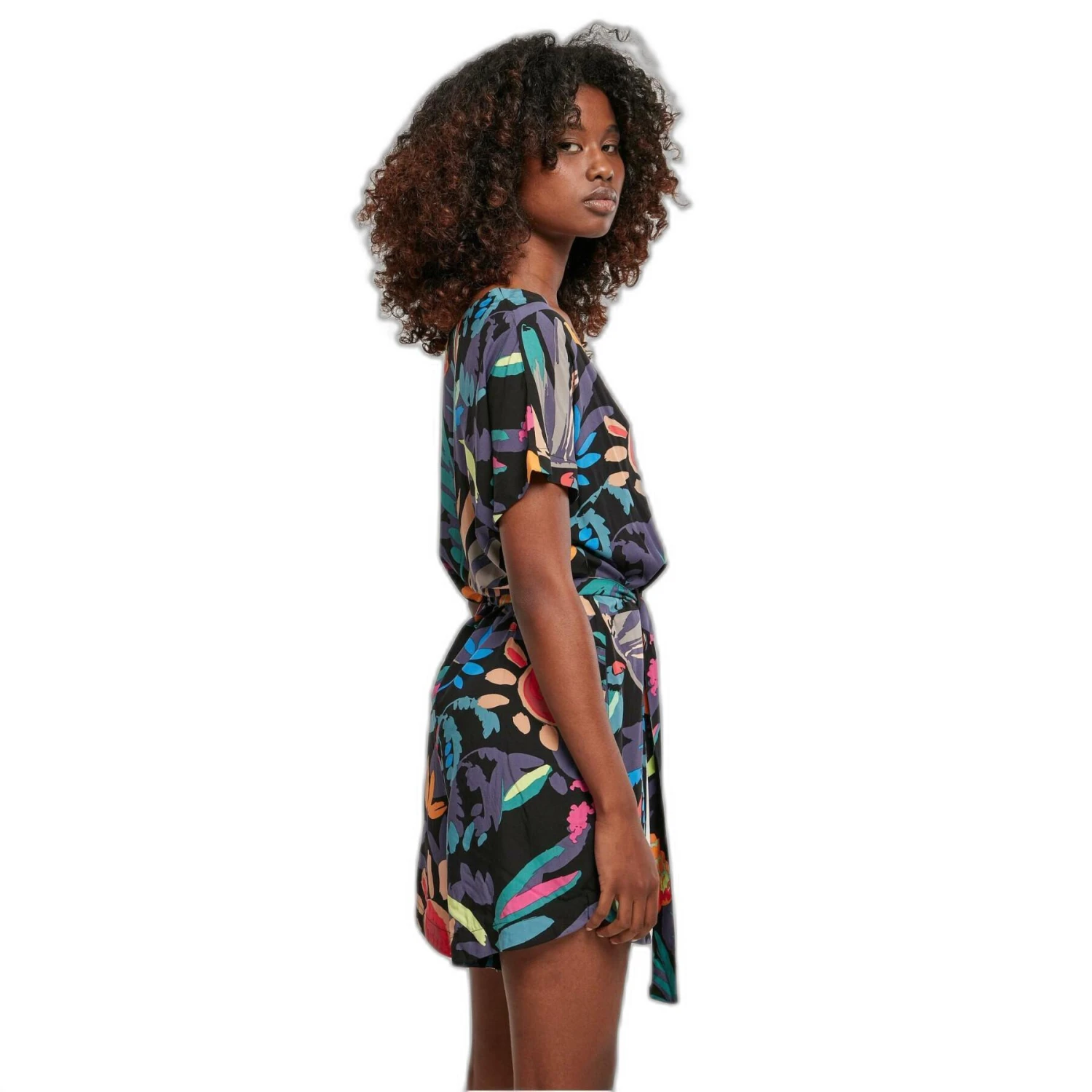 Shorts Jumpsuit Met Riem Voor Vrouwen Urban Classics Viscose GT 6 Shorts Jumpsuit Met Riem Voor Vrouwen Urban Classics Viscose GT - Afbeelding 4
